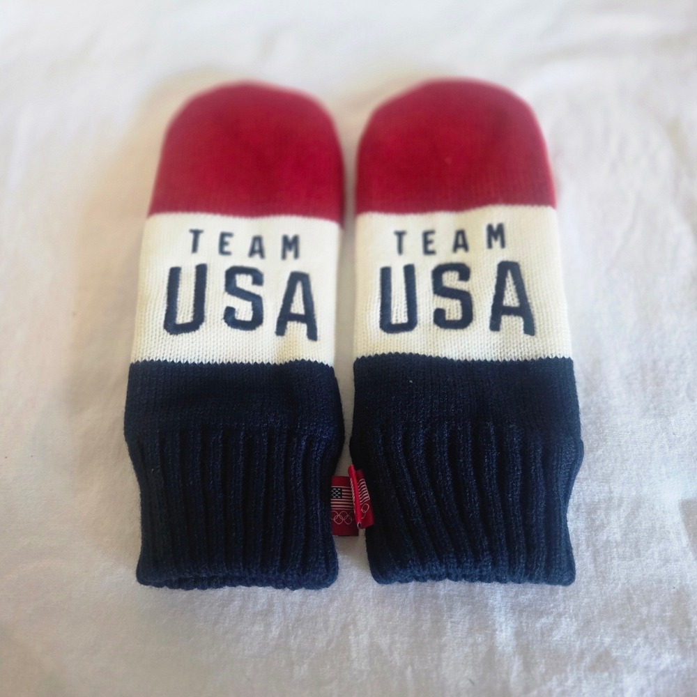 Team USA Olympic Mittens Red White Blue Knit Winter Gloves Patriotic Olympics